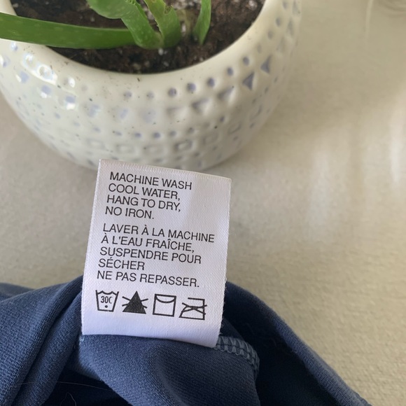 Formula One Women’s Blue Tank Top - Picture 9 of 9